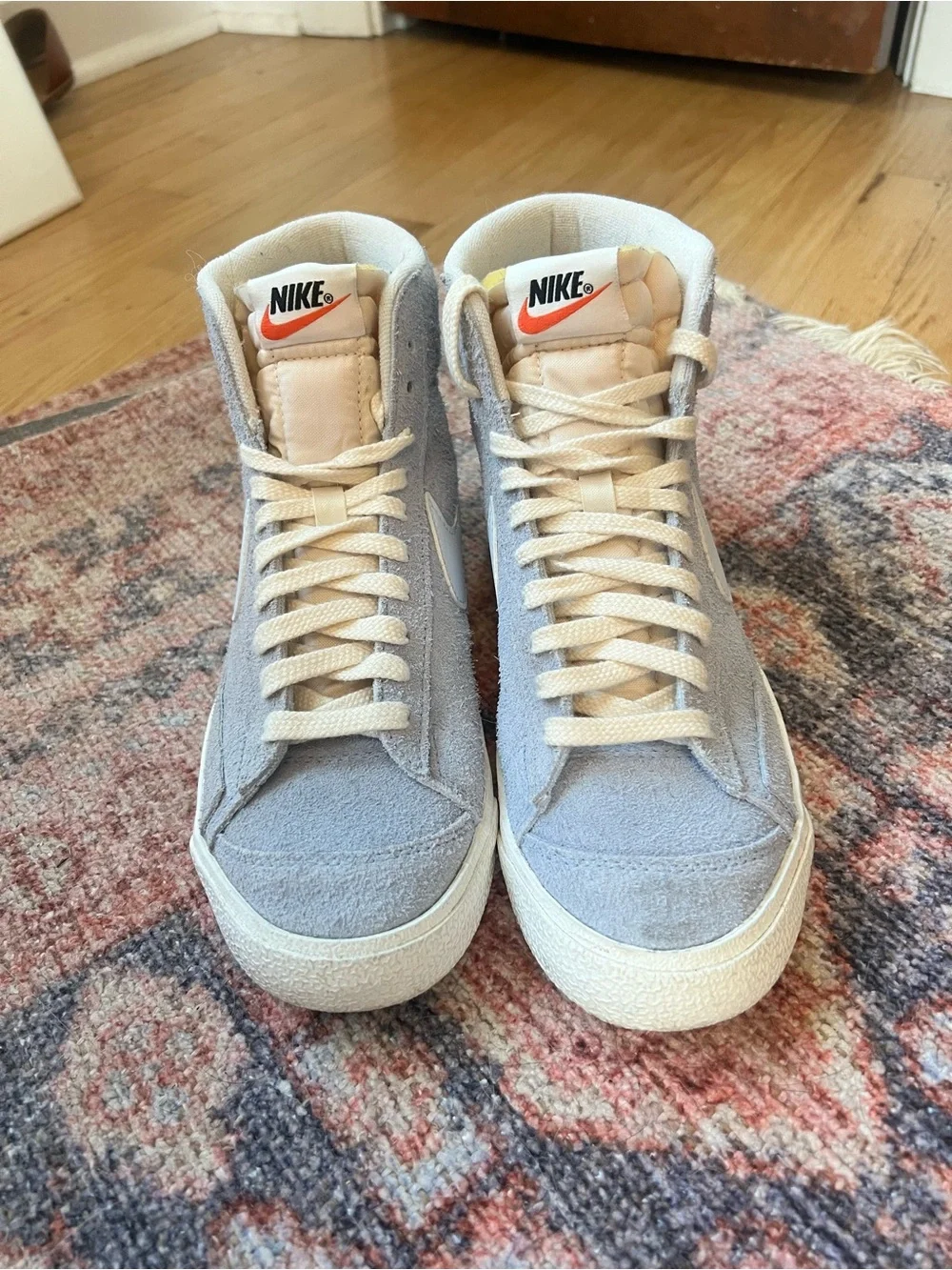 Women's Nike Blazer Mid '77 Vintage in Blue Whisper size W8